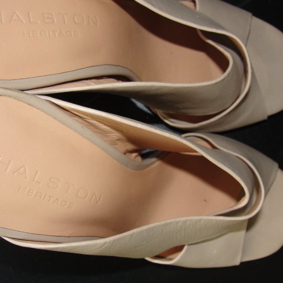 Halston high heels - Picture 2 of 8